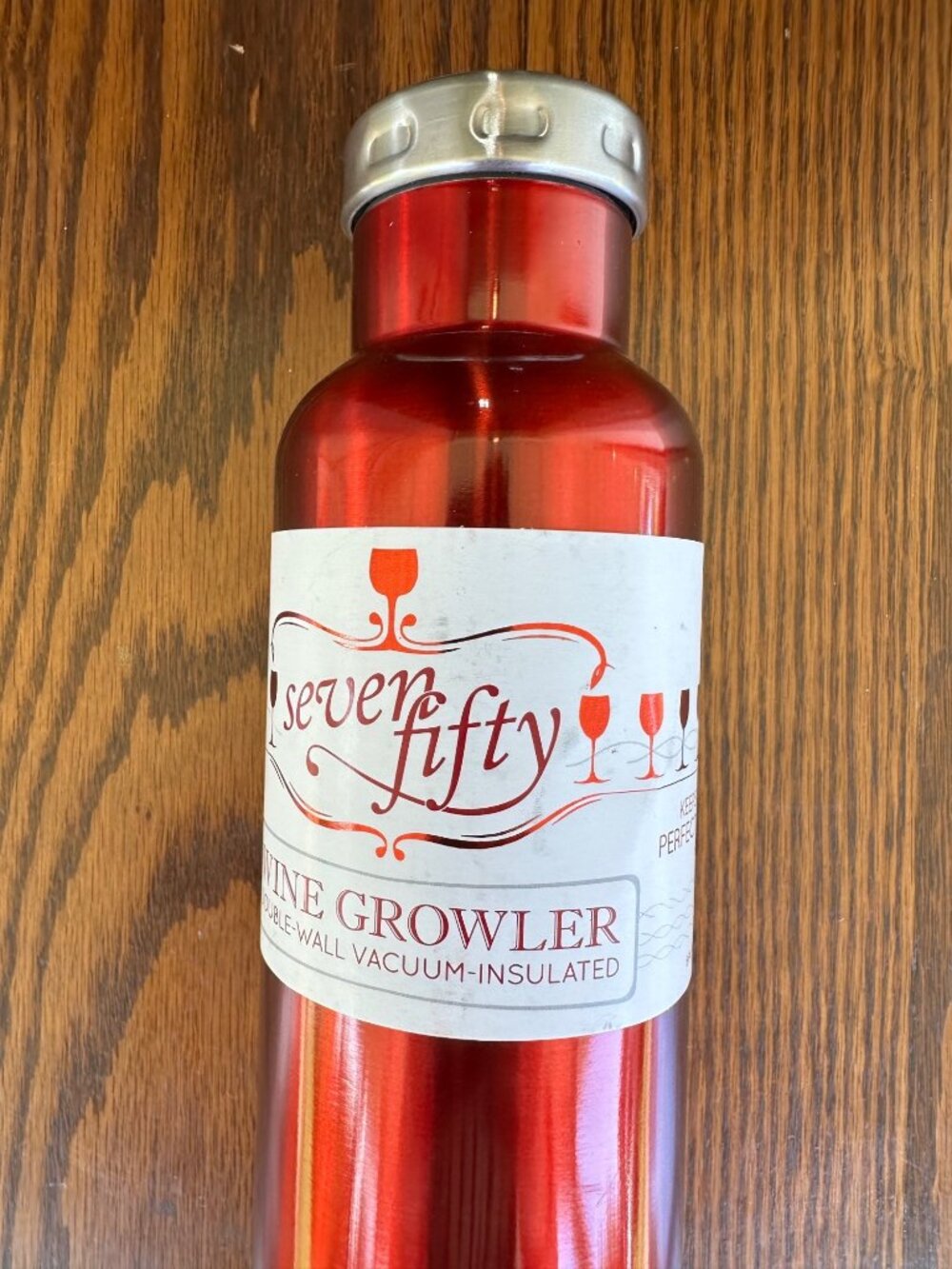 Sevenfifty Double-Wall Vacuum-Insulated Stainless Steel Wine Growler 750ml - Picture 3 of 5